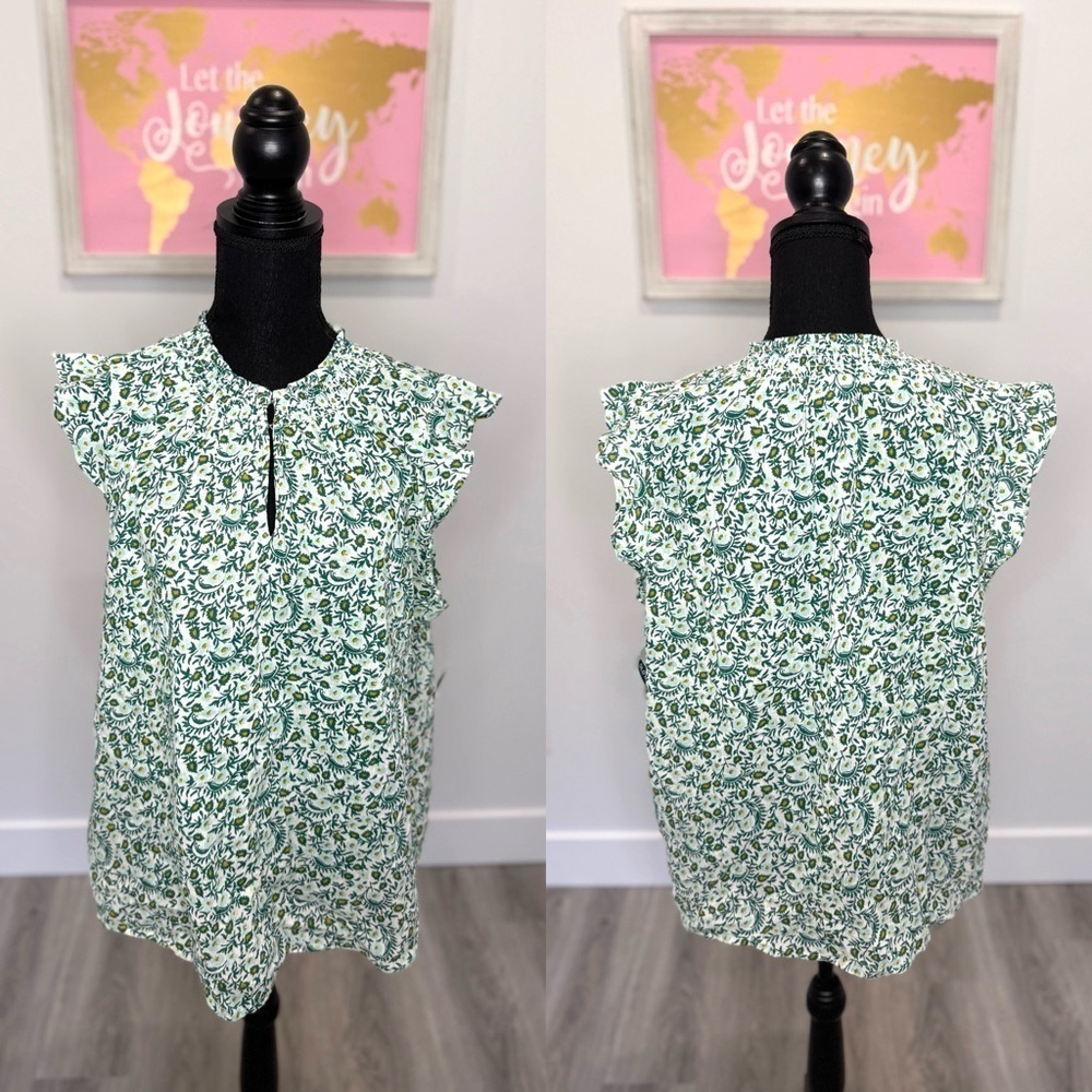 Old Navy Floral V-Neck Women’s Blouse (L)